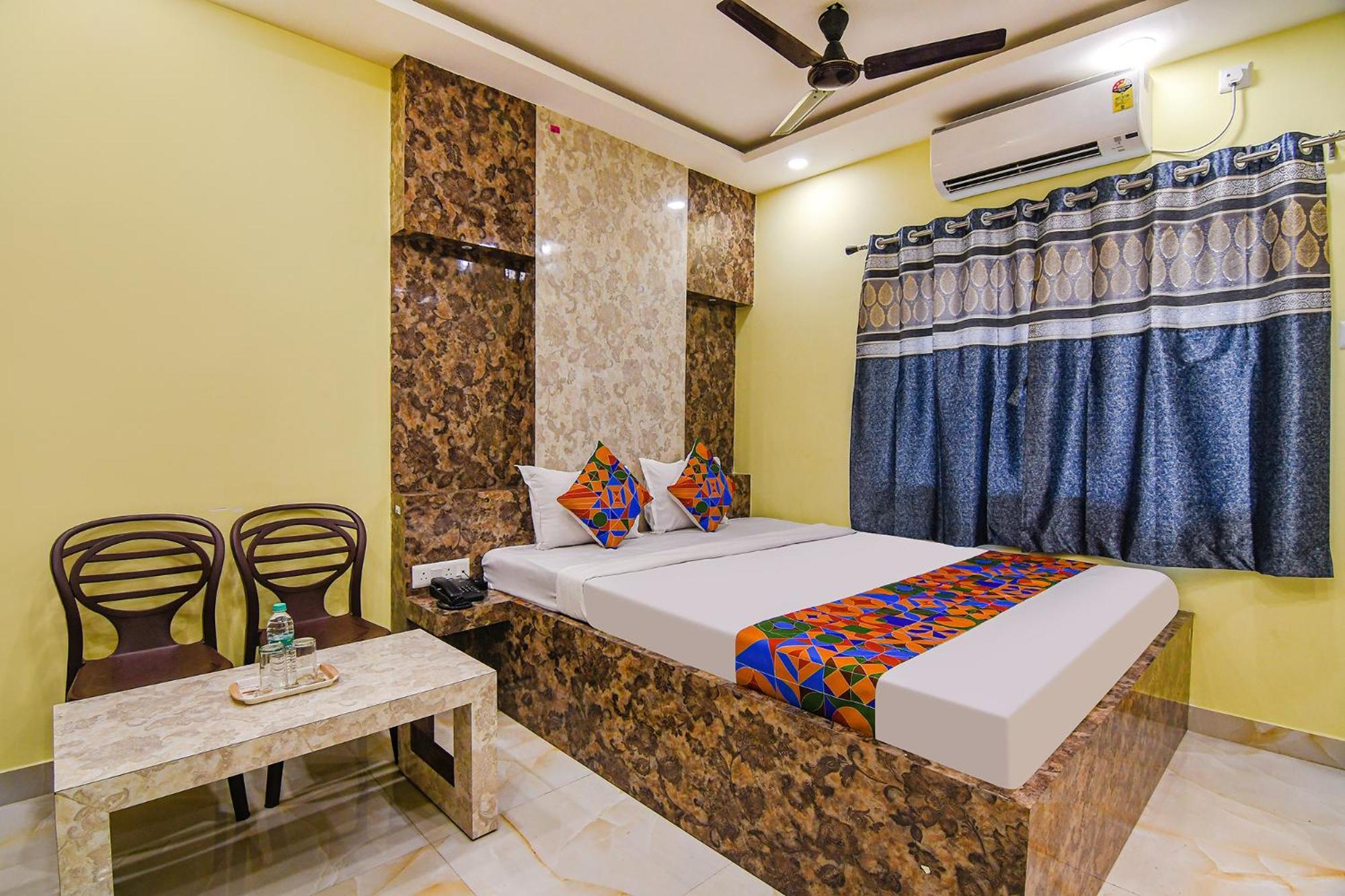 Hotel Divine Chariot Καλκούτα Εξωτερικό φωτογραφία