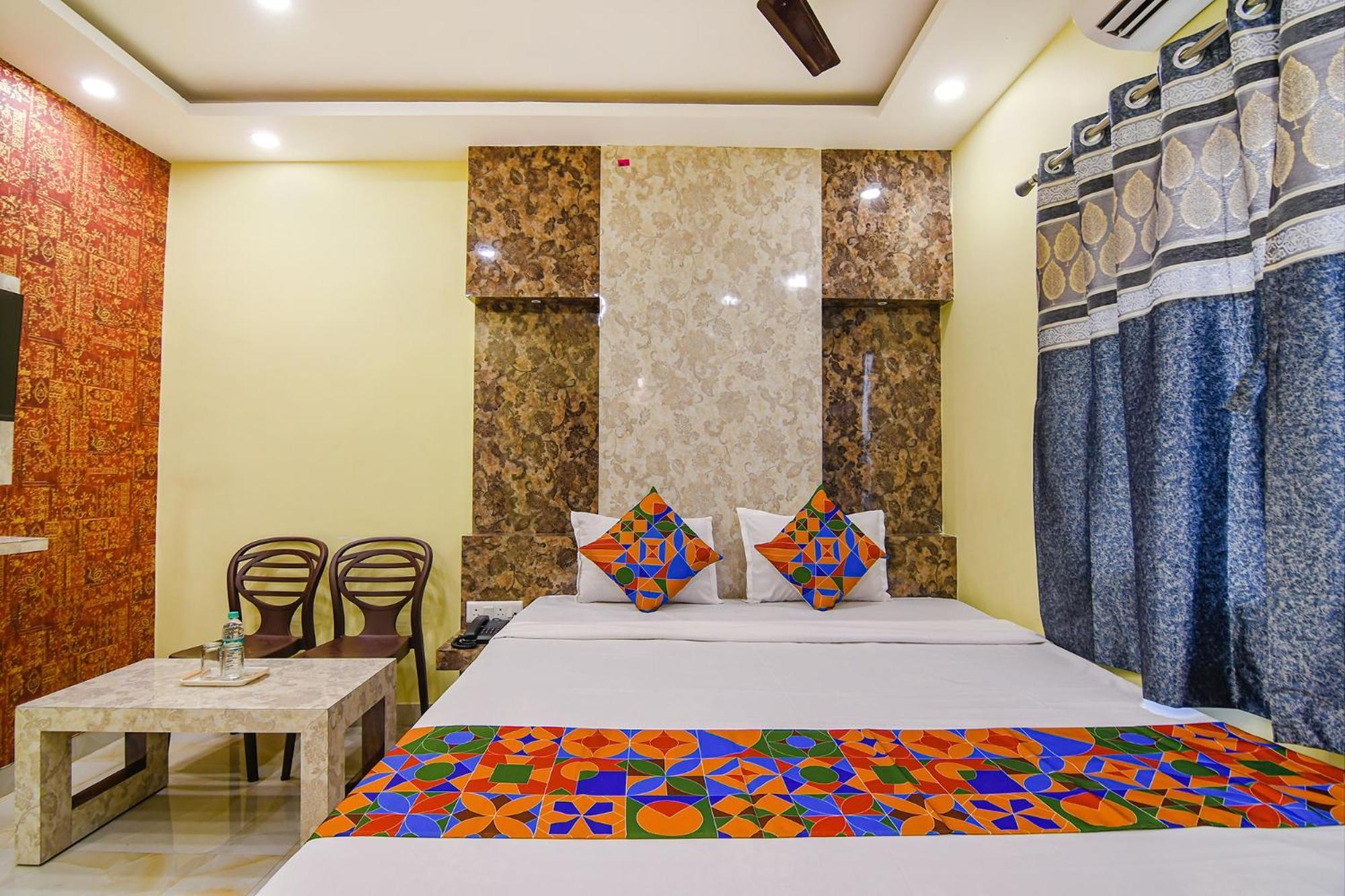 Hotel Divine Chariot Καλκούτα Εξωτερικό φωτογραφία